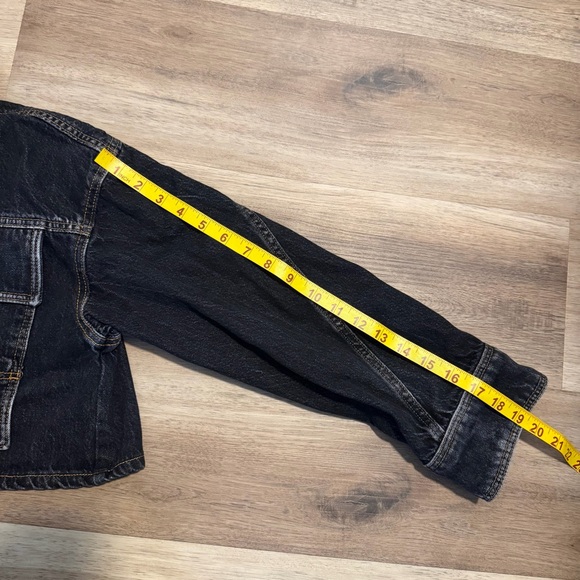 Pilcro Cropped Denim Barn Jacket Corduroy Collar Washed Black Womens XS - Picture 11 of 11